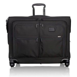 Tumi Alpha 2 BLACK 4 Wheel luggage garment spinner
